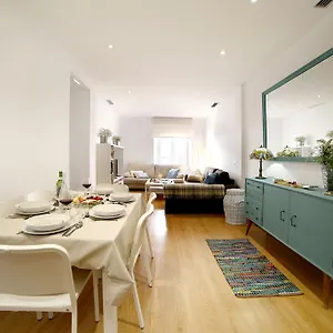 https://apartamento-la-flamenquita.es-andalucia.com